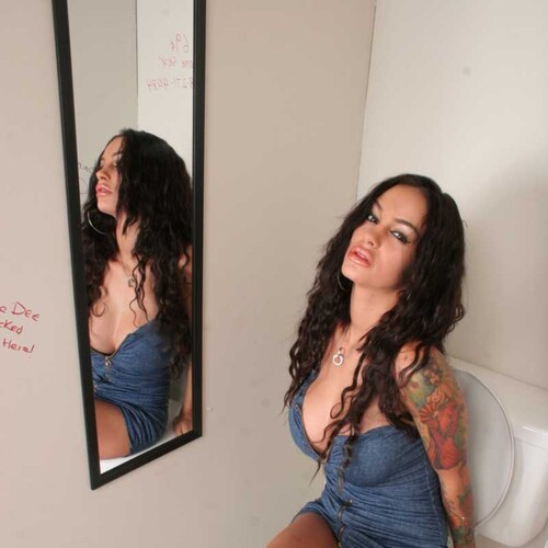 Angelina Valentine
